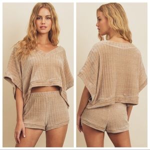 Wayward Chenille Elastic Lounge Shorts